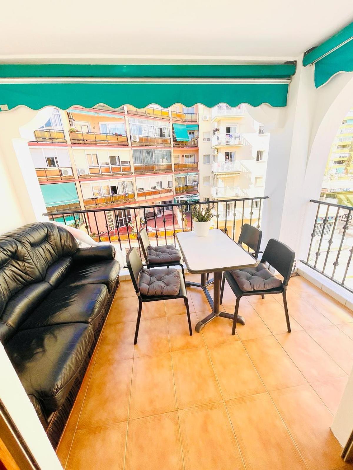 Apartamento Centro Torremolinos Con Solarium エクステリア 写真